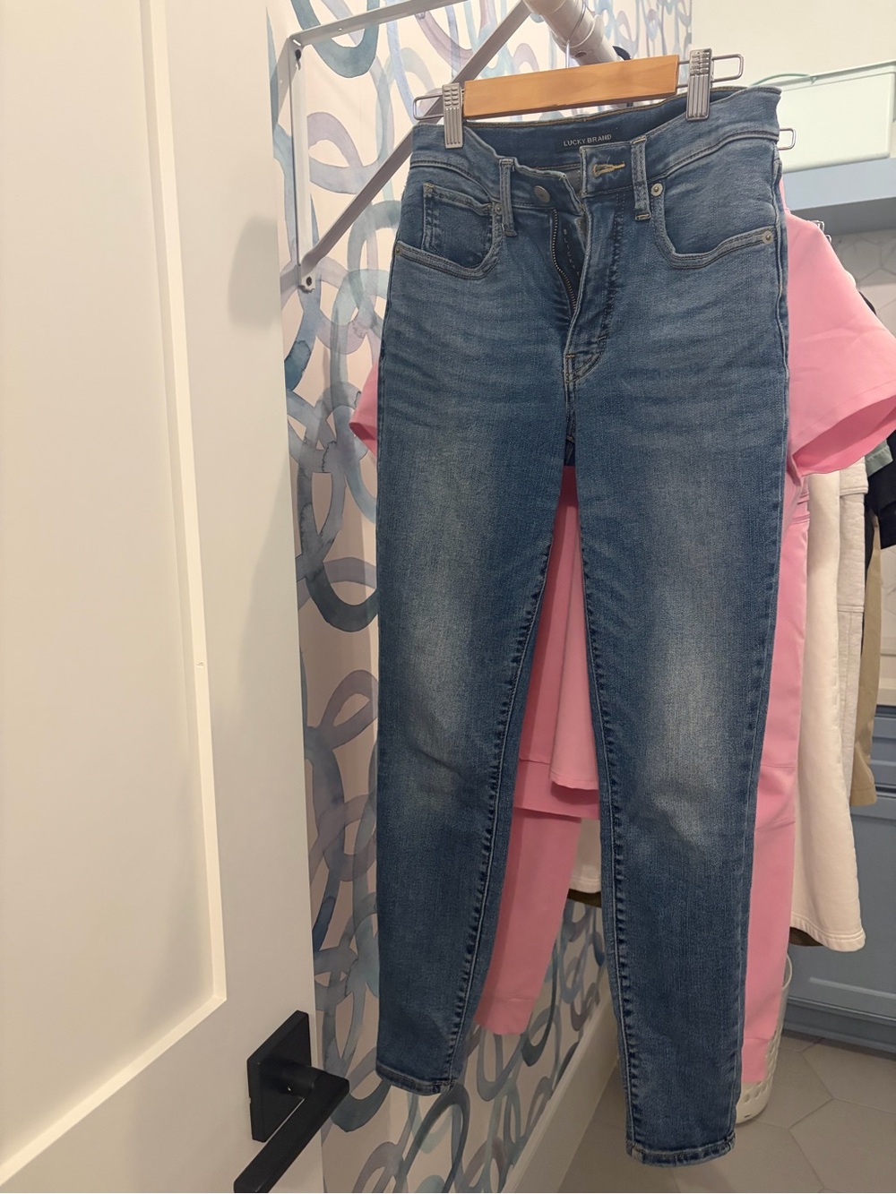 Lucky Brand Women's Medium Blue Skinny Jeans
